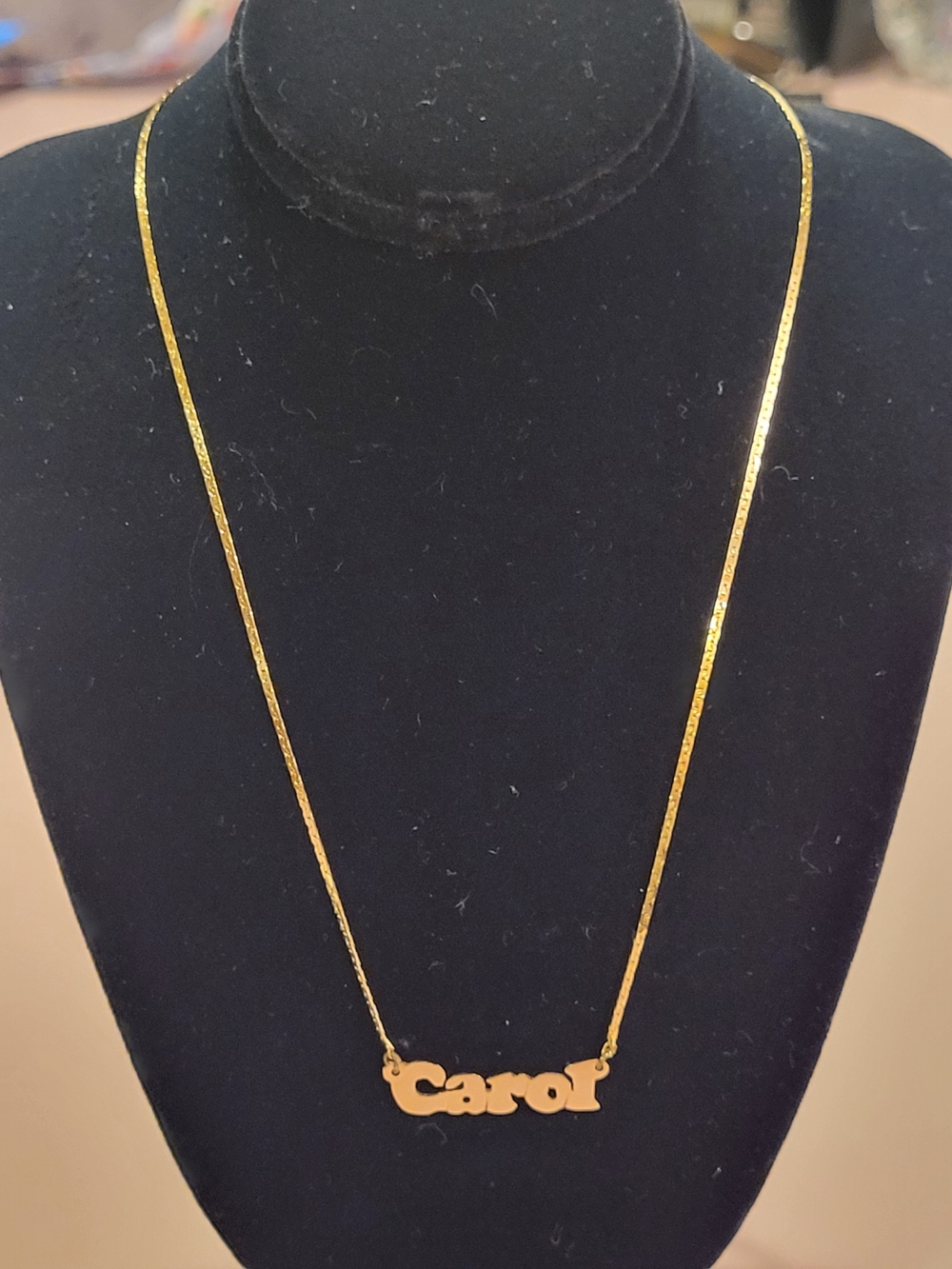 'Carol' Necklace in 14K Gold - Picture 2 of 4